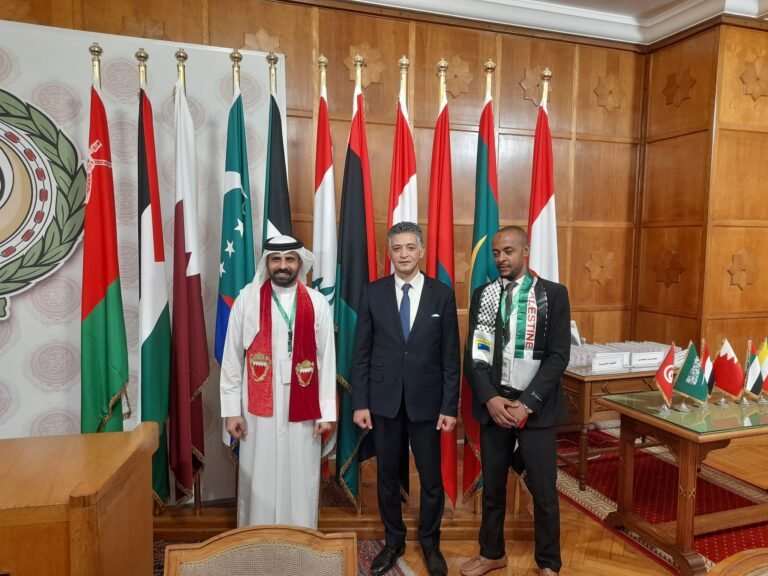 العمدة باهر باتع.. مسيرة حافلة بالنجاح وخطوة جديدة نحو المزيد من العطاء