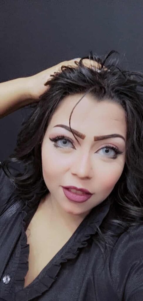 خيال حسن.. رحلة فنية تصعد بخطى واثقة من التمثيل إلى الإخراج والكتابة السينمائية